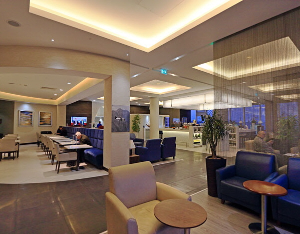 Heathrow Terminal 4, Gulf Air, Falcon Gold Lounge, London to Bahrain, 700