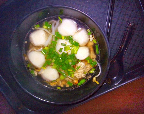 Phnom Penh Airport, Plaza Premium Lounge, Noodle Bar, soup, Phnom Penh to Beijing A 650
