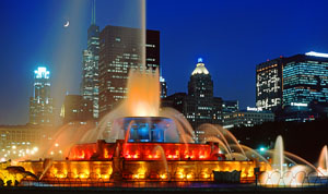 CHICAGO, Buckingham Fountain and night skyline, CHI702JPL 300