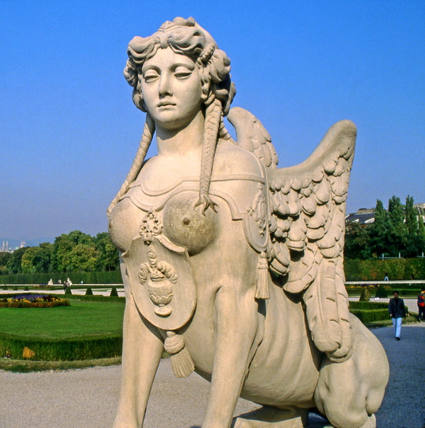 Austria, VIENNA, Belvedere Gardens and statue, VIE348JPL A 600 deep