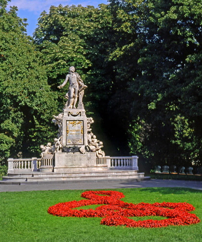 Austria, VIENNA, Imperial  Palace Gardens, Mozart Monument, VIE327JPL A 700