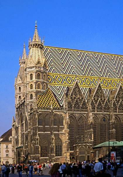 Austria, VIENNA, St Stephen's Cathedral, VIE292JPL A 603 deep