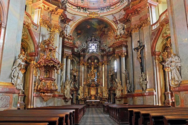 Czech Rep, PRAGUE, Mala Strana, St Nicholas Church, interior, CZ1458JPL A 800