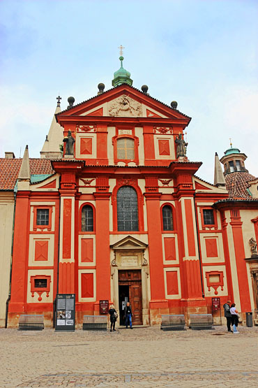 Czech Rep, PRAGUE, Prague Castle complex, St George's Basilica, CZ1222JPL A 370