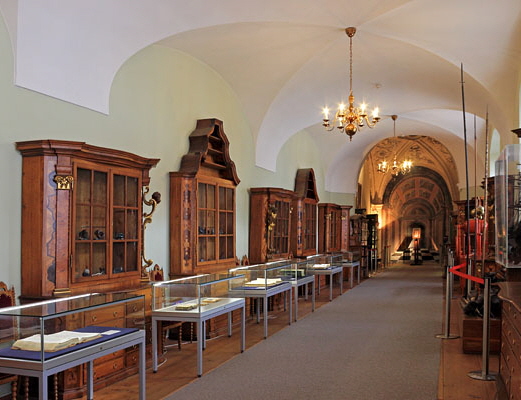 Czech Rep, PRAGUE, Strahov Monastery, interior, CZ1475JPL 400 deep