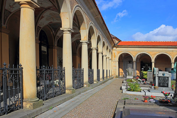 Czech Rep, PRAGUE, Vysehrad Cemetery, CZ1662JPL 600
