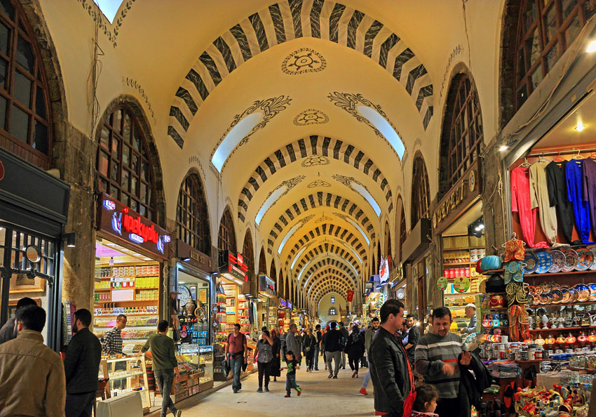 TURKEY, Istanbul, Spice Bazaar (Egyptian Bazaar), TUR1355JPL A 850