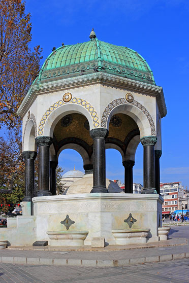TURKEY, Istanbul, Sultanahmet Square, German Fountain, TUR1204JPL 372