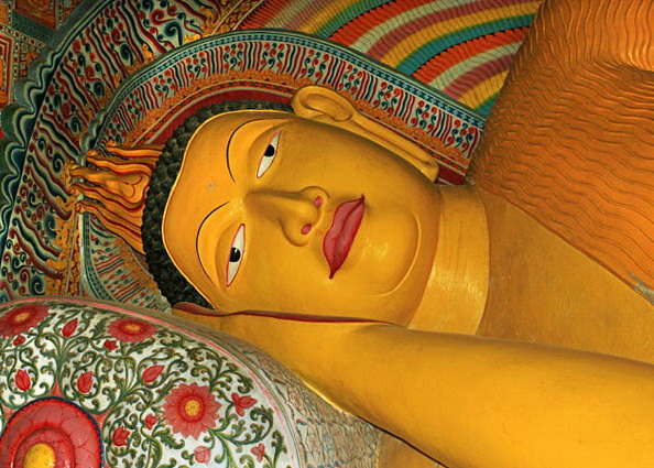 Asgiriya Monastery, large reclining Buddah 425 deep