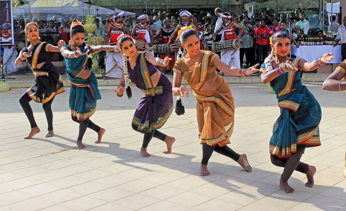 Kandy, cultural show, Tea Pluckers dance,  425