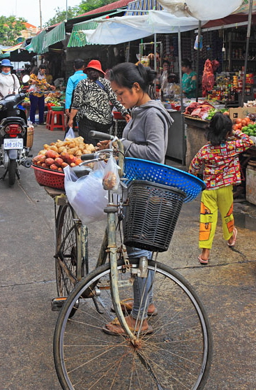 CAMBODIA, Phnom Penh, Phsar Chas (Market), CAM1679JPL A 372