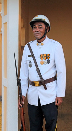 CAMBODIA, Phnom Penh, Royal Palace, Royal Guard, CAM253JPL A 300