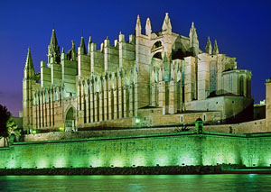 MALLORCA, Palma, La Seu Cathedral and and fortress wall, night illuminations, SPN1429JPL A 300