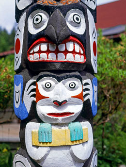 CANADA, British Columbia, VANCOUVER, Totem Pole detail, CAN125JPL A 260