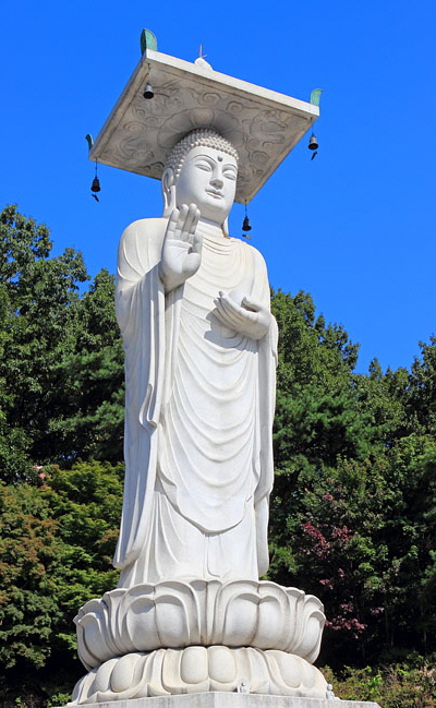 South Korea, SEOUL, Bongeunsa Temple, Mireuk Daebul (great Maitreya Buddha statue), SK895JPL A 450