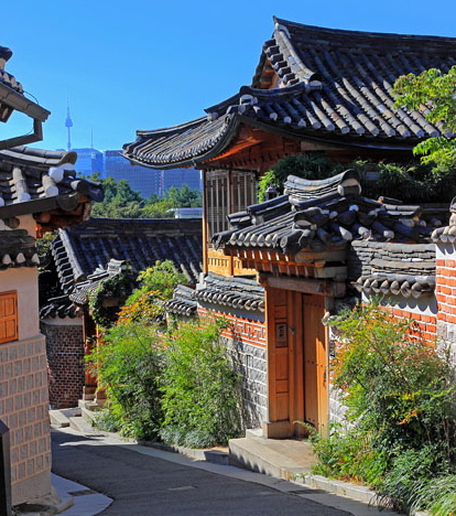 South Korea, SEOUL, Bukchon Hanok Village, traditional houses, architecture, SK953JPL A 417