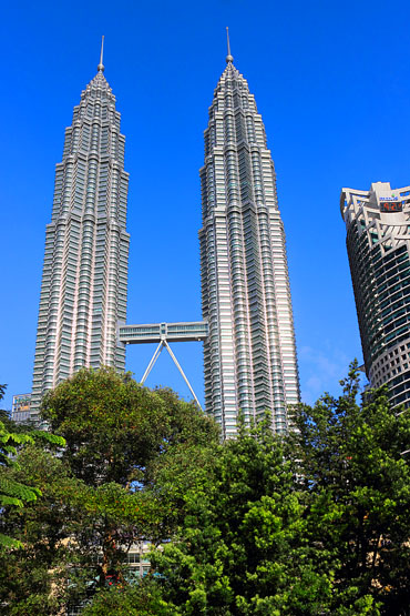 Malaysia, KUALA LUMPUR, Petronas Twin Towers, MSA1071JPL 555 deep