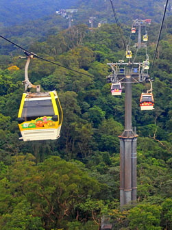 Taiwan, TAIPEI, Maokong Gondolas and mountain scenery, TAW1030JPL 4000 A 360 deep