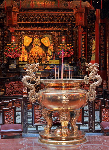 Taiwan, TAIPEI, Songshan Ciyou Temple, main hall, incense burner censer, TAW1019JPL A 370