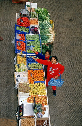 MALLORCA, Inca, indoor market, MAL1461JPL 4000 A 429 deep