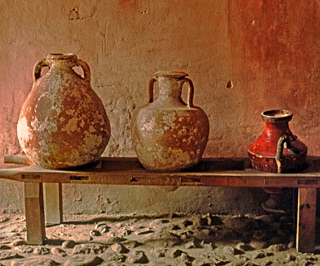 MALLORCA, Palma, ancient Arab Baths, pottery, SPN1255JPL A 320