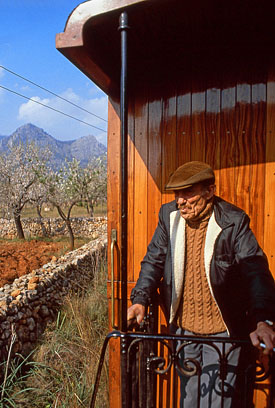 MALLORCA, Puerto Soller, narrow guage train, Mallorcan man on train, MAL1469JPL A 275