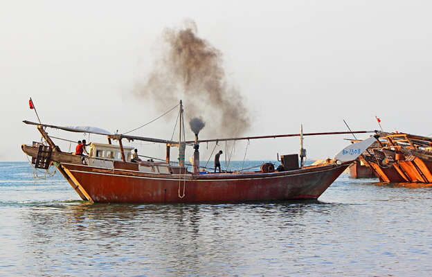 BAHRAIN, Manama, Financial Harbour area, traditional fishing boats (dhows), BHR747JPL A 700