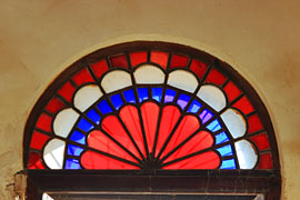 BAHRAIN, Muharraq, Shaikh Isa Bin Ali House, stained glass window, BHR827JPL A 180 deep