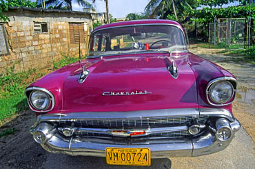 CUBA, Havana, 1950's Chevrolet car, CUB148JPL 370