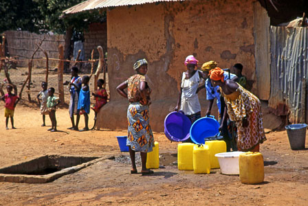 GAMBIA, Juffureh Villagers (of 'Roots' fame), GAM983JPL A 300 deep