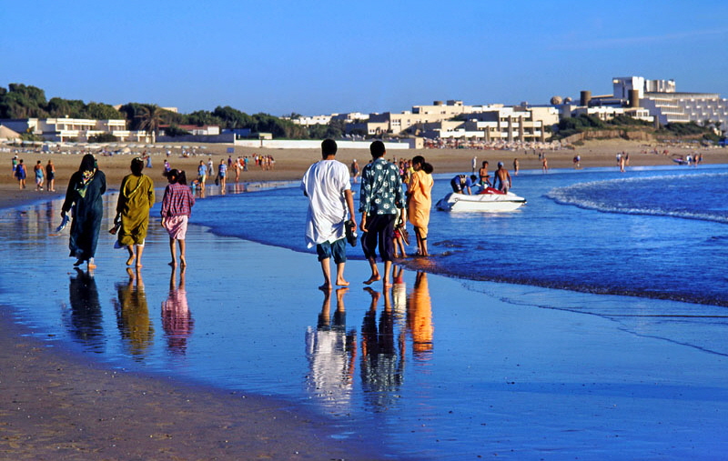 MOROCCO, Agadir Beach, people paddling, MOR291JPL A 800