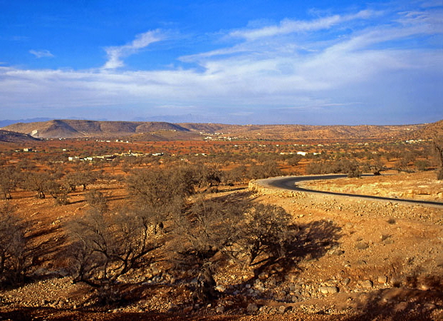 MOROCCO, Sousse Valley (near Agadir) and road, MOR370JPL A 650