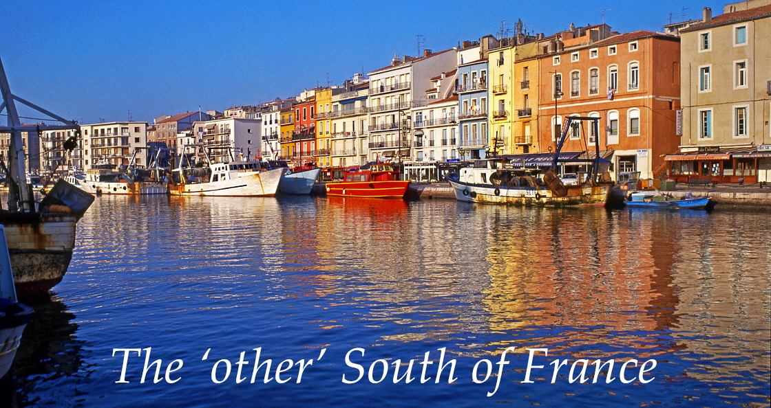 FRANCE, Languedoc-Roussillon, SETE, Old Town and waterfront, FRA469JPLA 1120