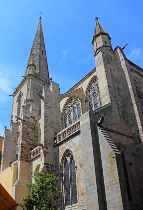 FRANCE, Brittany, SAINT-MALO, Old Town, St Vincent de St Malo Cathedral, FRA2650JPL 430 deep