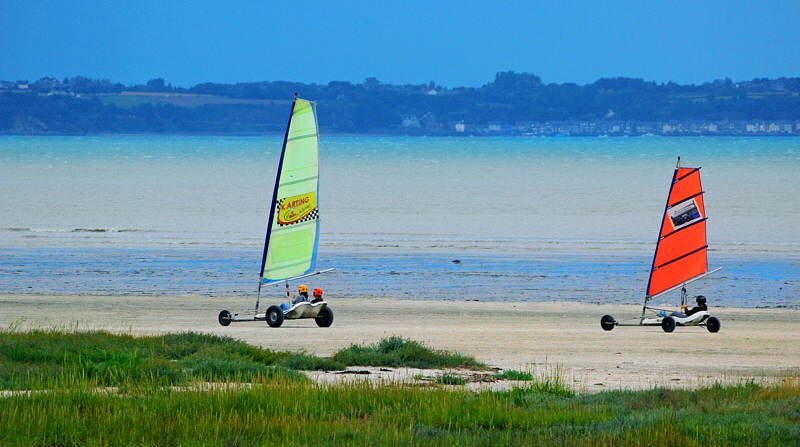 FRANCE, Brittany, coast near Saint Malo, sand yachting, FRA2763JPL A 800