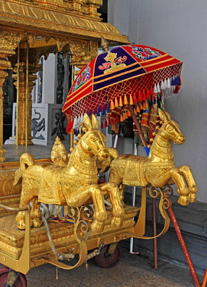 SINGAPORE, Little India, Sri Srinivasa Perumal Temple, golden chariot, SIN631JPL A 450 deep