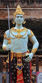 Northern Thailand, CHIANG MAI, Wat Chedi Luang, Lanna king statue, THA4663JPL  290 deep