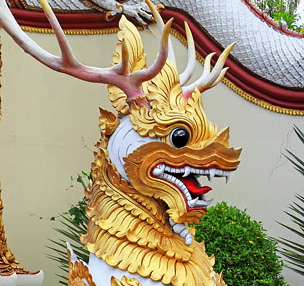 Northern Thailand, CHIANG MAI, Wat Muen Toom (Tum), guardian statue, THA5120JPL 304