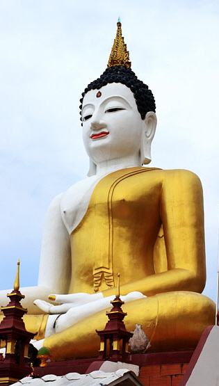 Northern Thailand, CHIANG MAI, Wat Rajamontean, large seated Buddha, THA5243JPL 370
