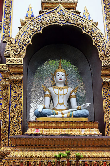 Northern Thailand, CHIANG MAI, Wat Saen Muang Ma Luang, Buddha statue, THA5204JPL  370