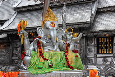 Northern Thailand, CHIANG MAI, Wat Sri Suphan, Hindu God Ganesh statue, THA4817JPL  370