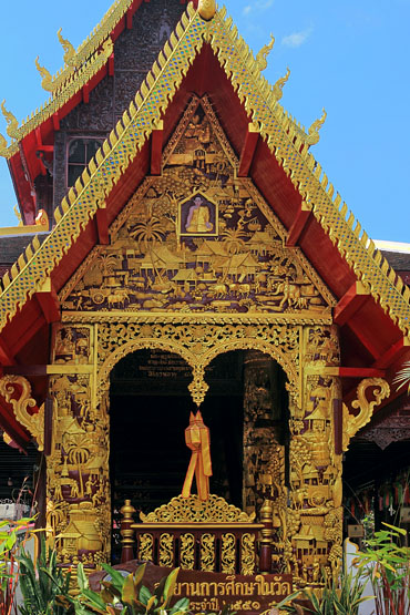 Northern Thailand, CHIANG RAI, Wat Chetawan (Wat Phra Non), Wat Phra Naon, THA4851JPL A  370