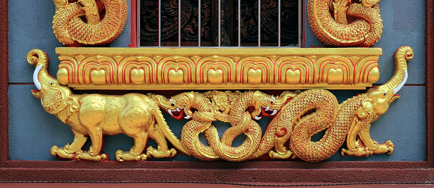Northern Thailand, CHIANG RAI, Wat Chetawan (Wat Phra Non), elaborate sculptures, THA4907JPL  A 861