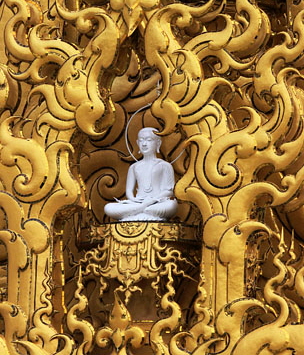 Northern Thailand, CHIANG RAI, Wat Rong Khun (White Temple), Buddha statue, THA4945JPL 320
