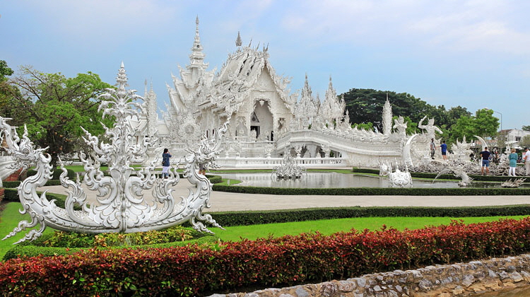 Northern Thailand, CHIANG RAI, Wat Rong Khun (White Temple), THA4922JPL  750
