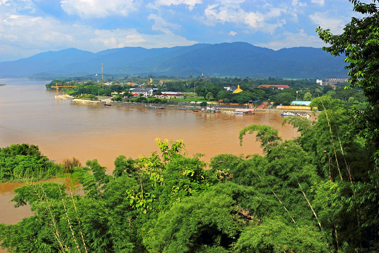 Northern Thailand, Golden Triangle Lookout Point, THA5550JPL  750