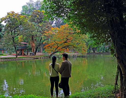 Vietnam, HANOI, Botanical Garden, and lake scene, VT1662JPL A 400 deep