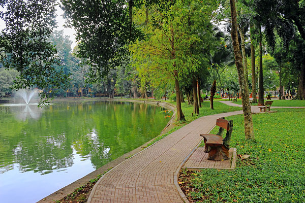 Vietnam, HANOI, Botanical Garden, and lake scene, VT1664JPL A 600