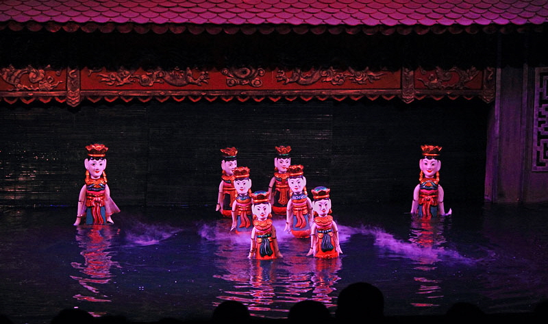 Vietnam, HANOI, Thang Long Water Puppet Theatre, Water Puppet Show, VT758JPL 4000 A 800