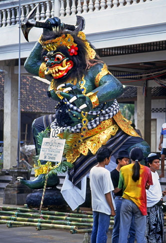 Indonesia, BALI, bamboo and paper effigy 'monsters' (Ogoh-Ogoh), for New Year celebrations, BAL628JPL A 500 deep